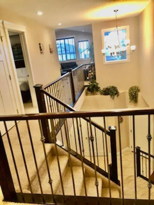 Luxury 3700 Sq/ 5 Bedroom/ Jettedtub/ 4 Fireplaces Έντμοντον 0*,